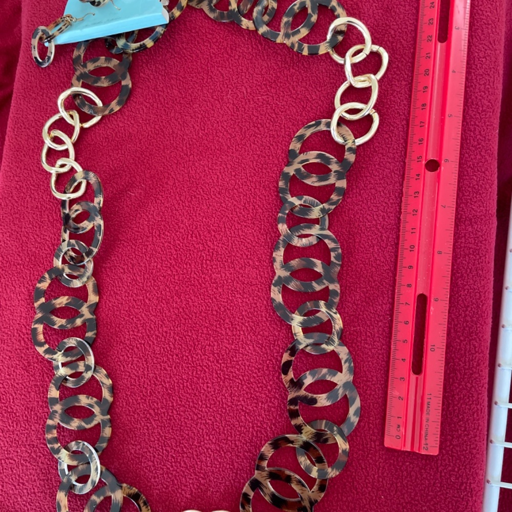 Necklaces - Picture 2 of 3